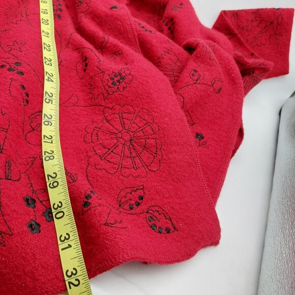 Cambridge Dry Goods Cardigan Size Medium Red Floral Wool Women’s Length 32" - Picture 8 of 8